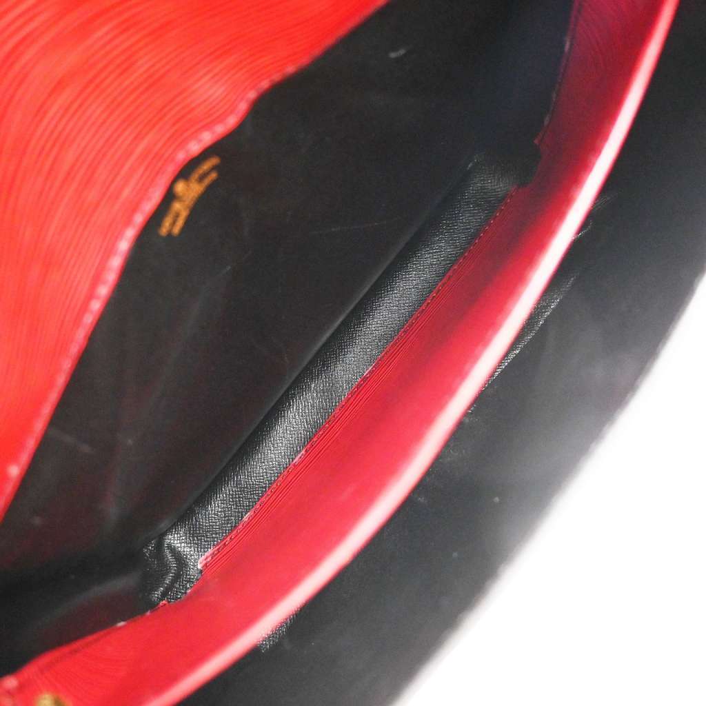 Louis Vuitton Cartouchiere Handbag Red Leather Fair condition - Box View