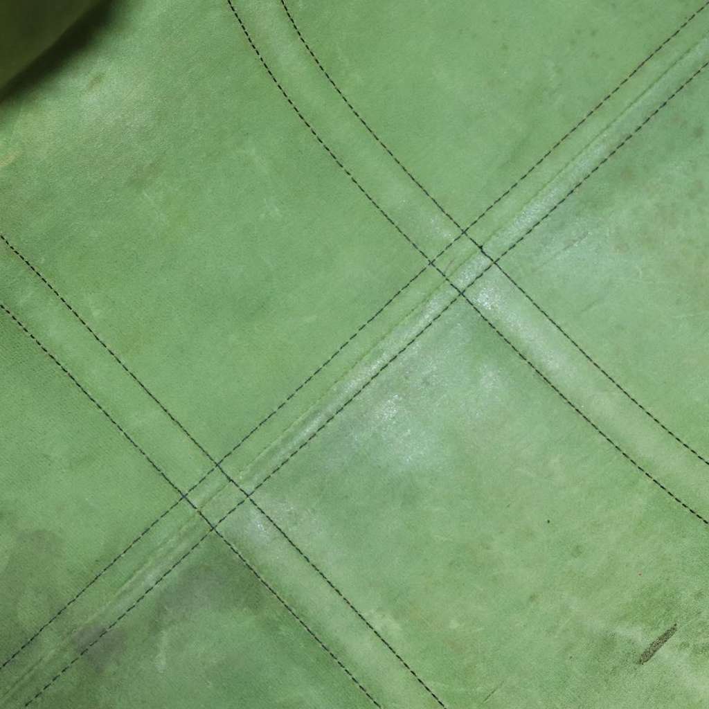 Louis Vuitton Keepall Bag Green Leather Fair condition - Box View