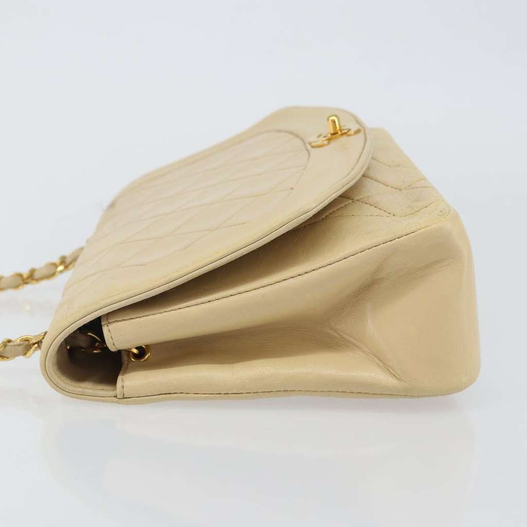 Chanel Diana Flap Bag Beige Fair condition - Box View