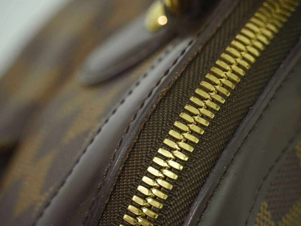 Louis Vuitton Trevi Handbag Brown Canvas Good condition - Box View