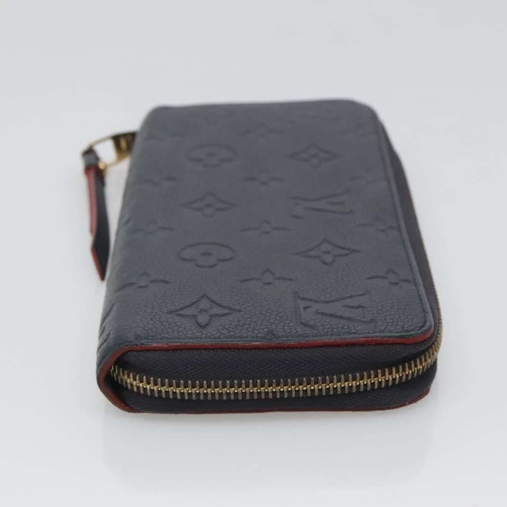 Louis Vuitton Portefeuille zippy Monogramme Empreinte Navy Leather Good condition - Model View