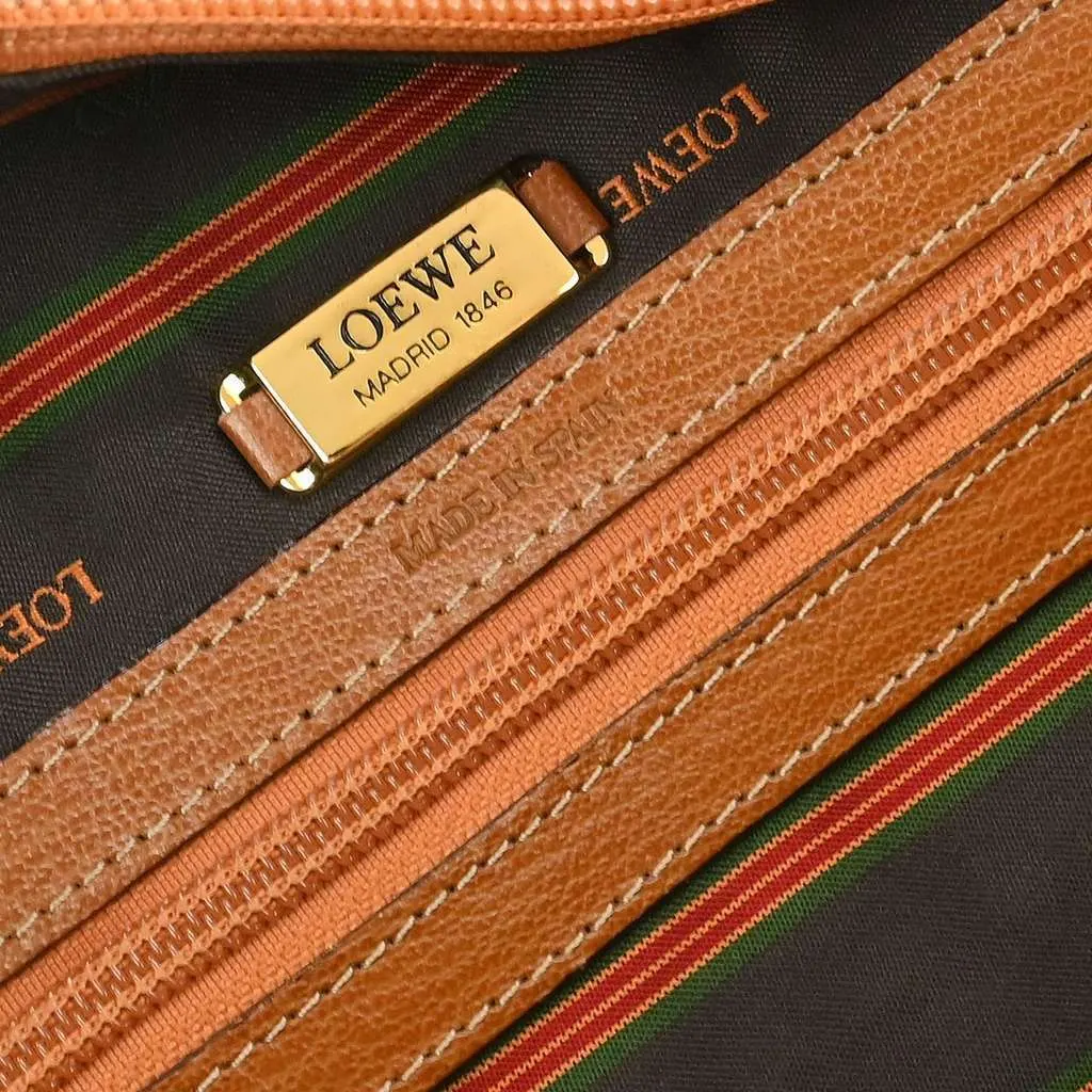 Loewe Velazquez Tote bag Brown Leather Good - Model View