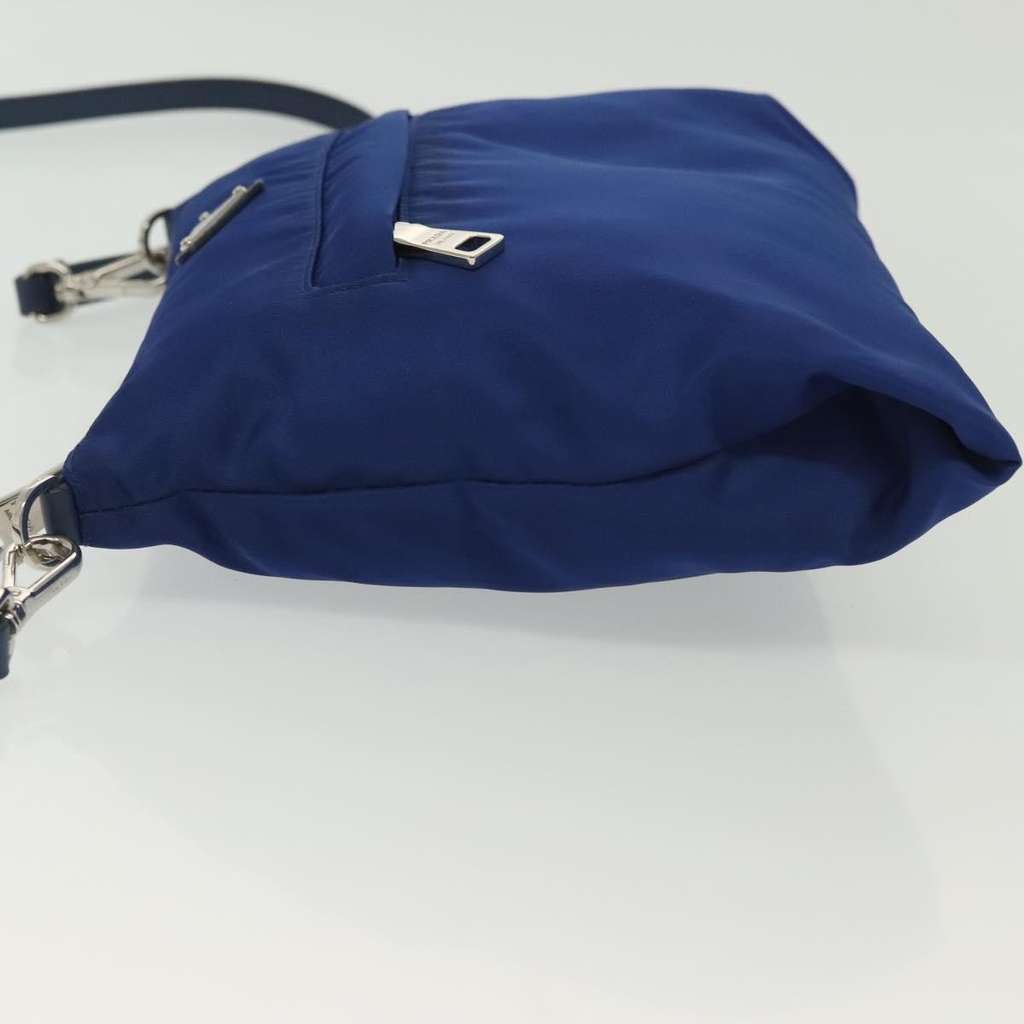 Prada Flat Messenger Blue Good condition - Model View