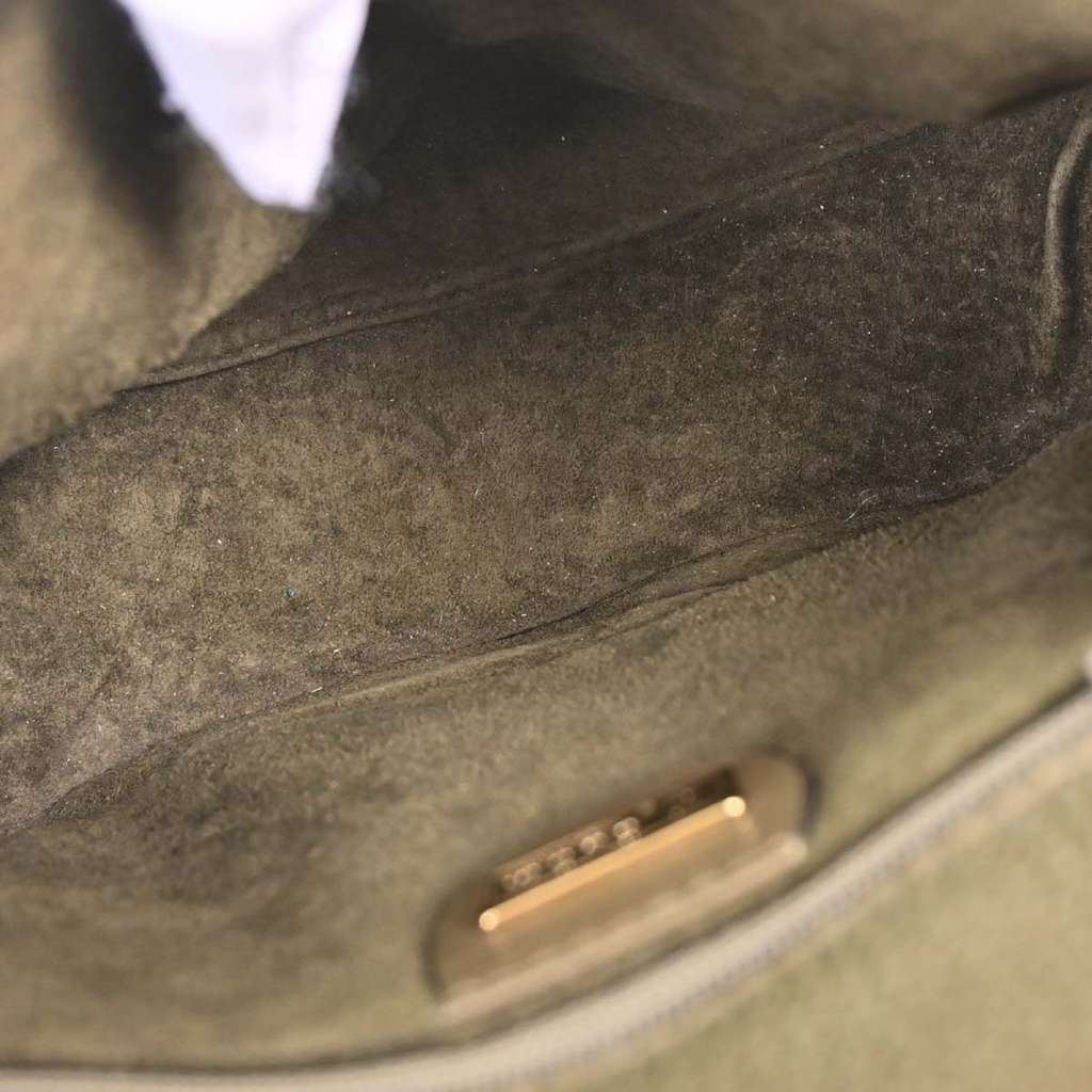 Gucci Vintage Handbag Green Leather Good condition - Inside View