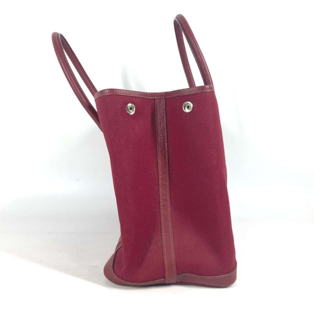 Hermès Garden Party Tote Red Canvas Good condition - Model View