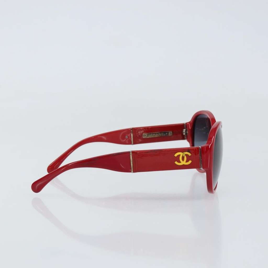Chanel CHANEL Logo Sunglasses Eye Wear Red Plastic Fair condition - Model View