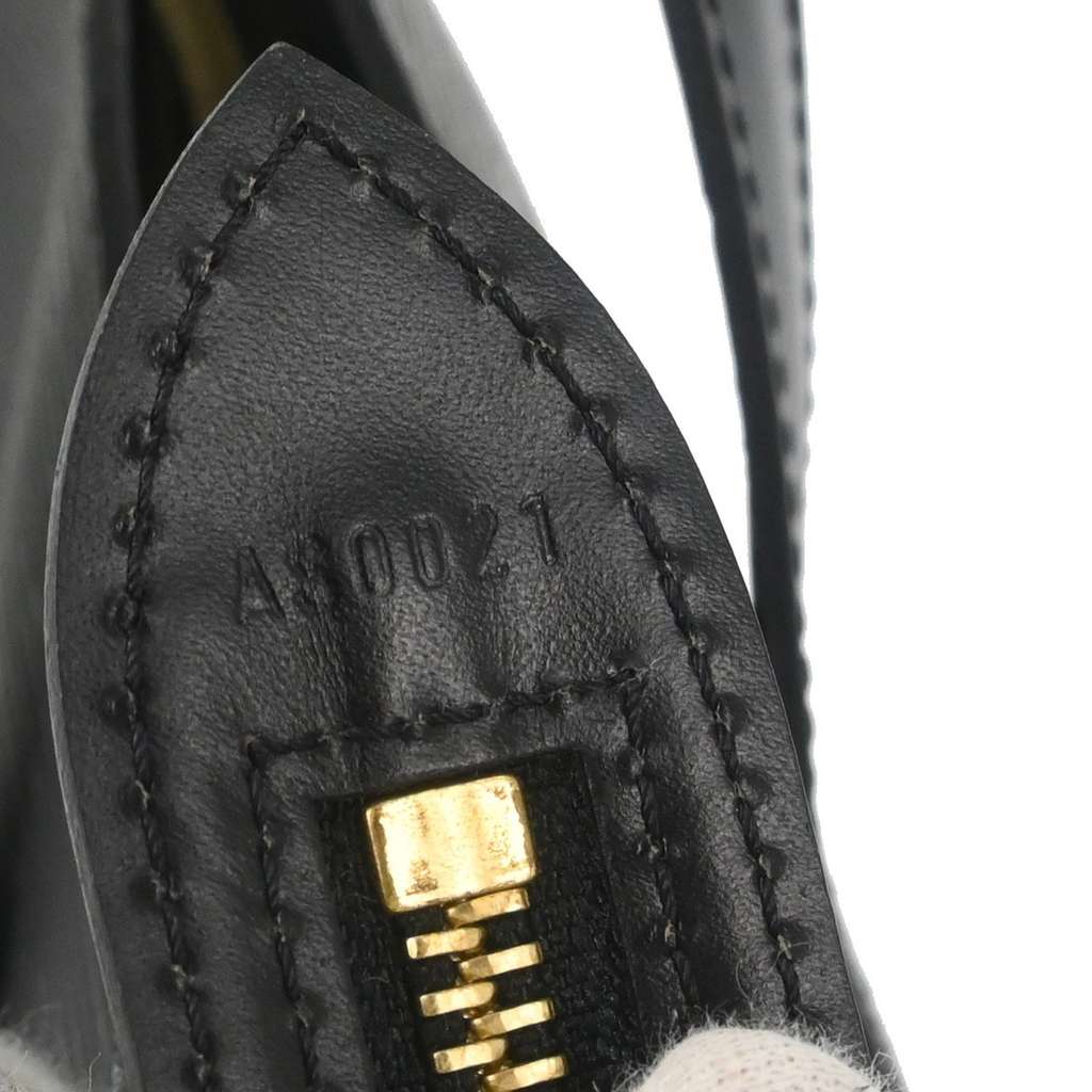 Louis Vuitton Saint Jacques Handbag Black Leather Good condition - Box View