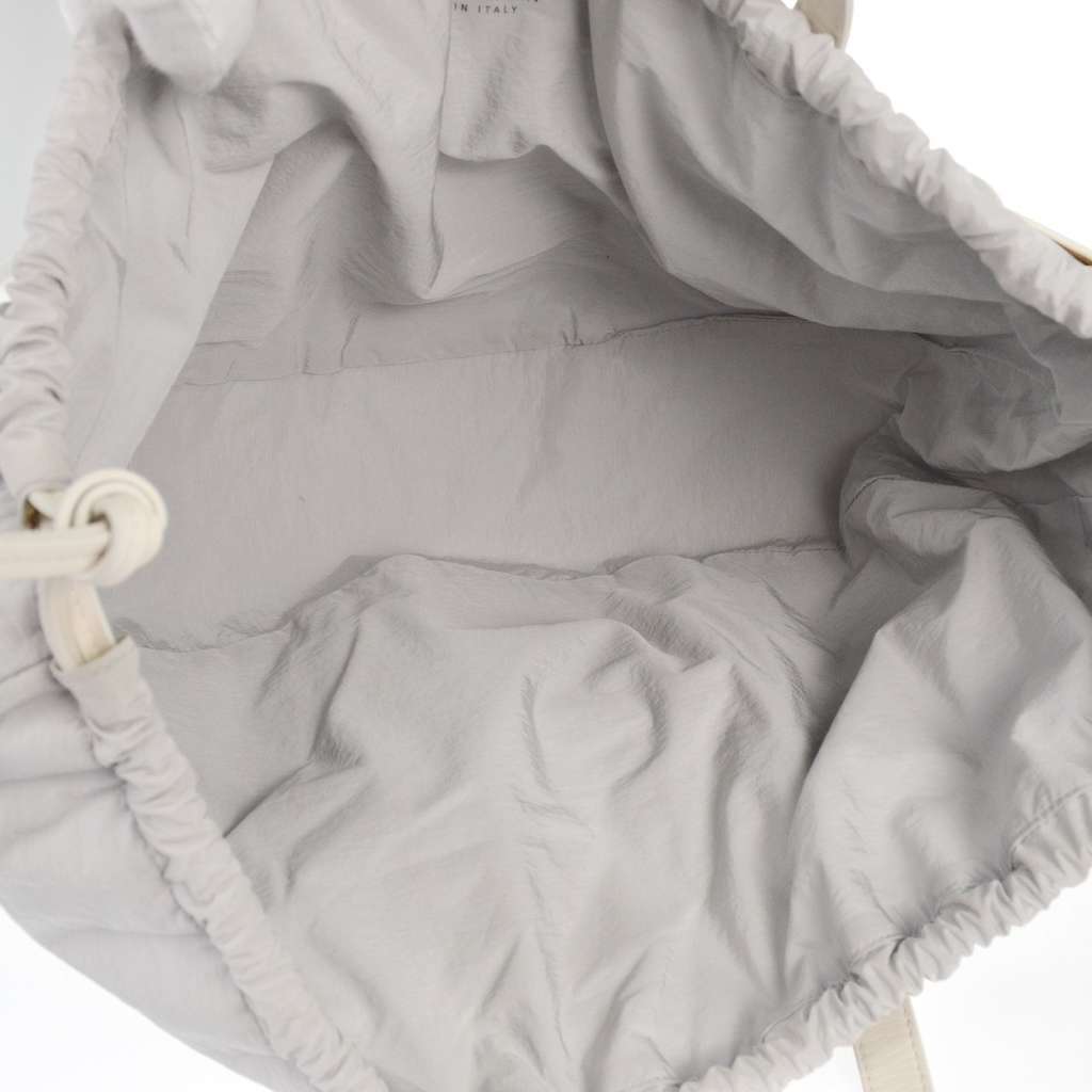 Bottega Veneta Shell Bag White Leather Good condition - Inside View