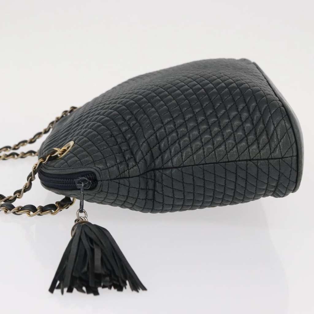 Bally Vintage Chain Shoulder Bag Navy Leather Good condition - Model View