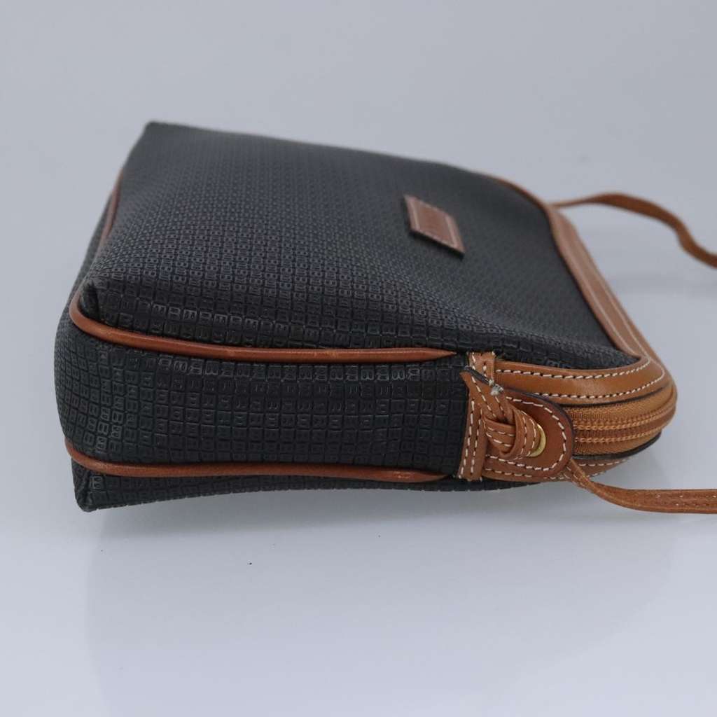 Bally Vintage Shoulder Bag Black Leather Good condition - Model View