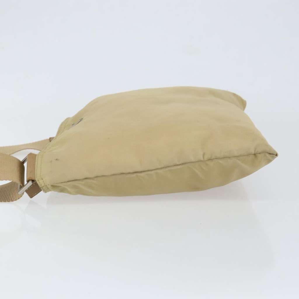 Prada Flat Messenger Bag Beige Good condition - Model View