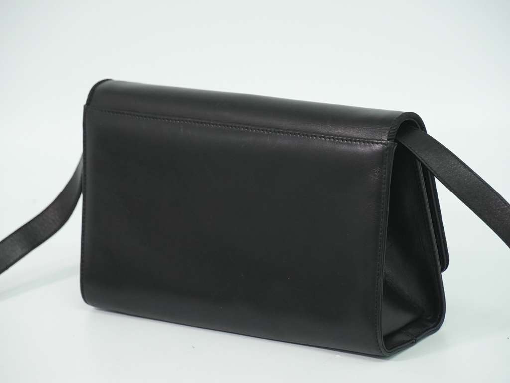 Salvatore Ferragamo Gancini Shoulder Bag Black Leather Good condition - Back View