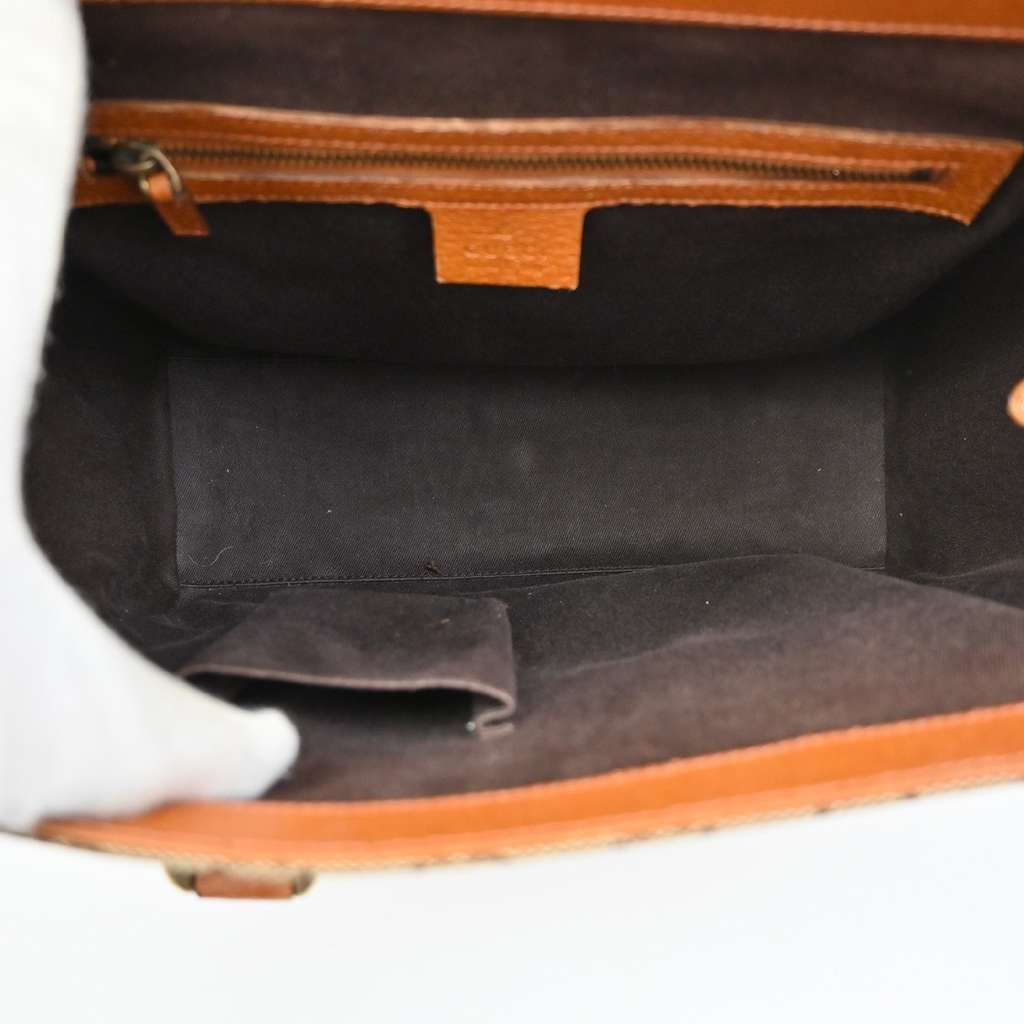 Gucci Nailhead Tote Beige Canvas Good condition - Box View