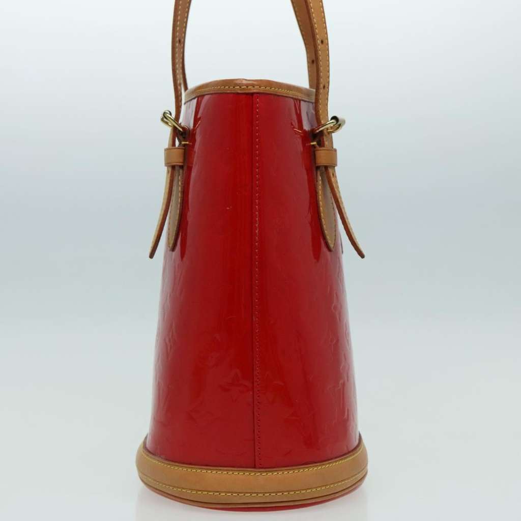 Louis Vuitton Bucket Bag Red Fair condition - Model View