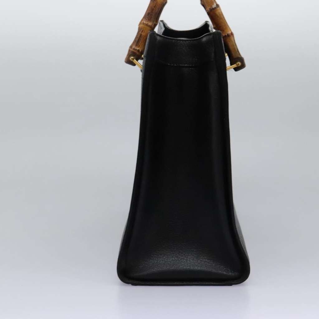 Gucci Bamboo Handle Tote Black Leather Good condition - Model View