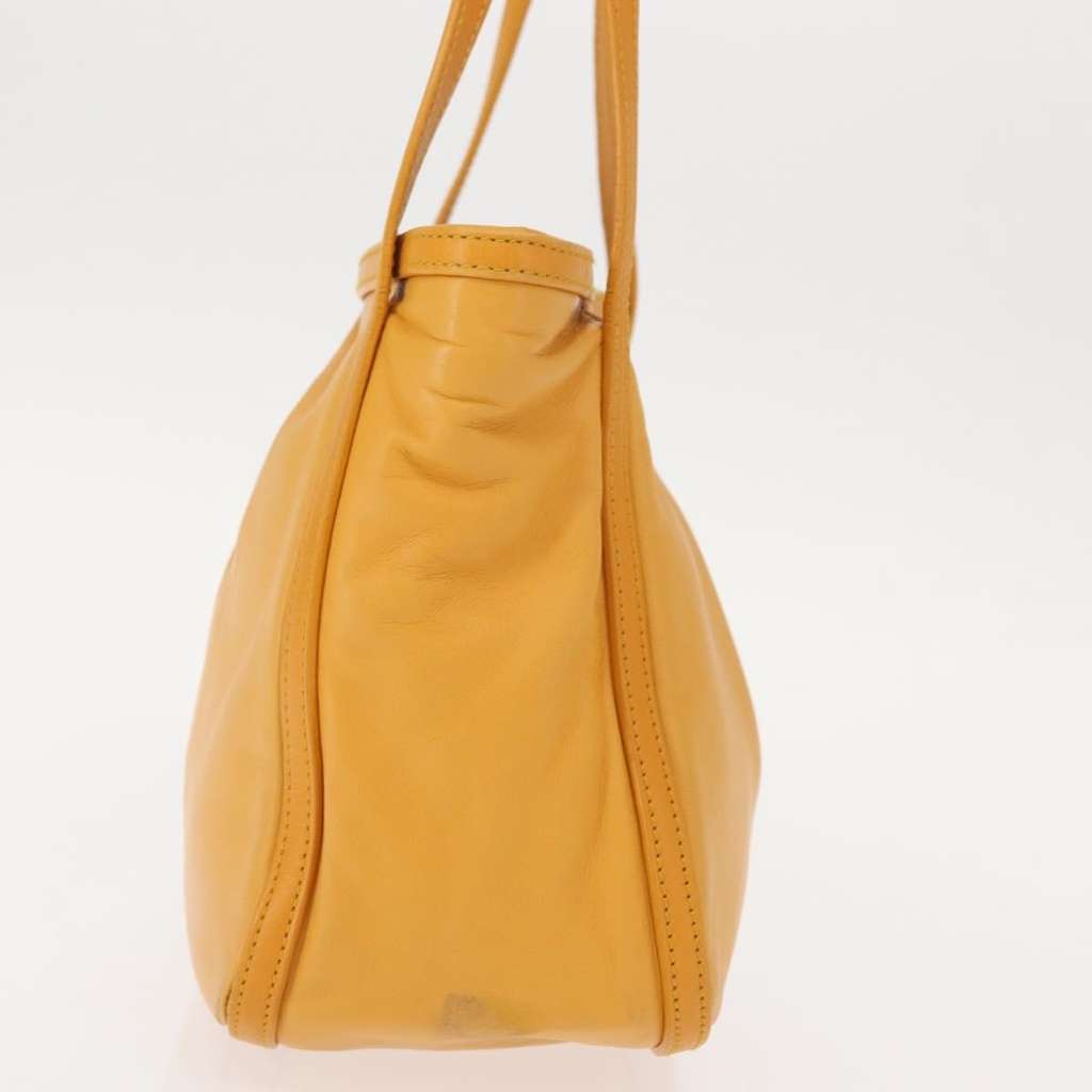 Loewe Anagram handbag Yellow Leather Good condition - Model View