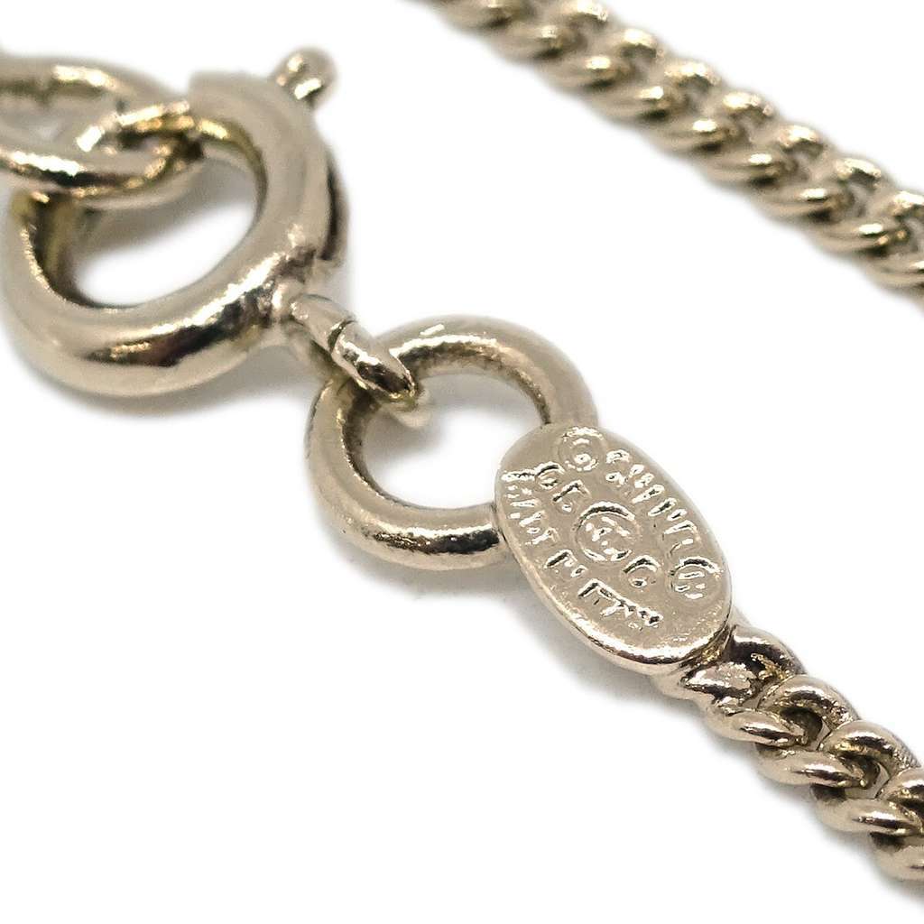 Chanel Vintage Rue Cambon Chain Charm Bracelet Gold Good condition - Model View