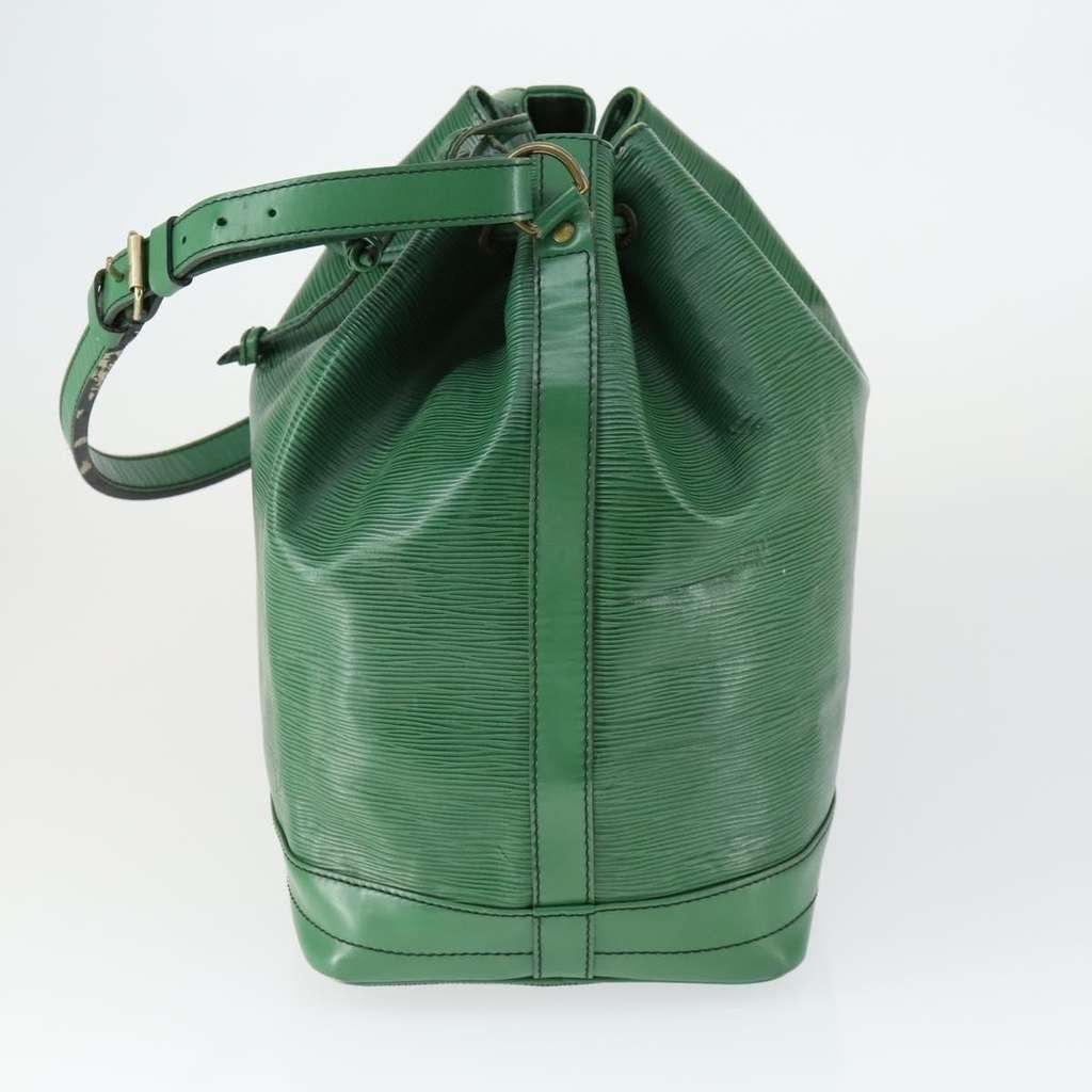 Louis Vuitton Noe Handbag Green Leather Fair condition - Inside View