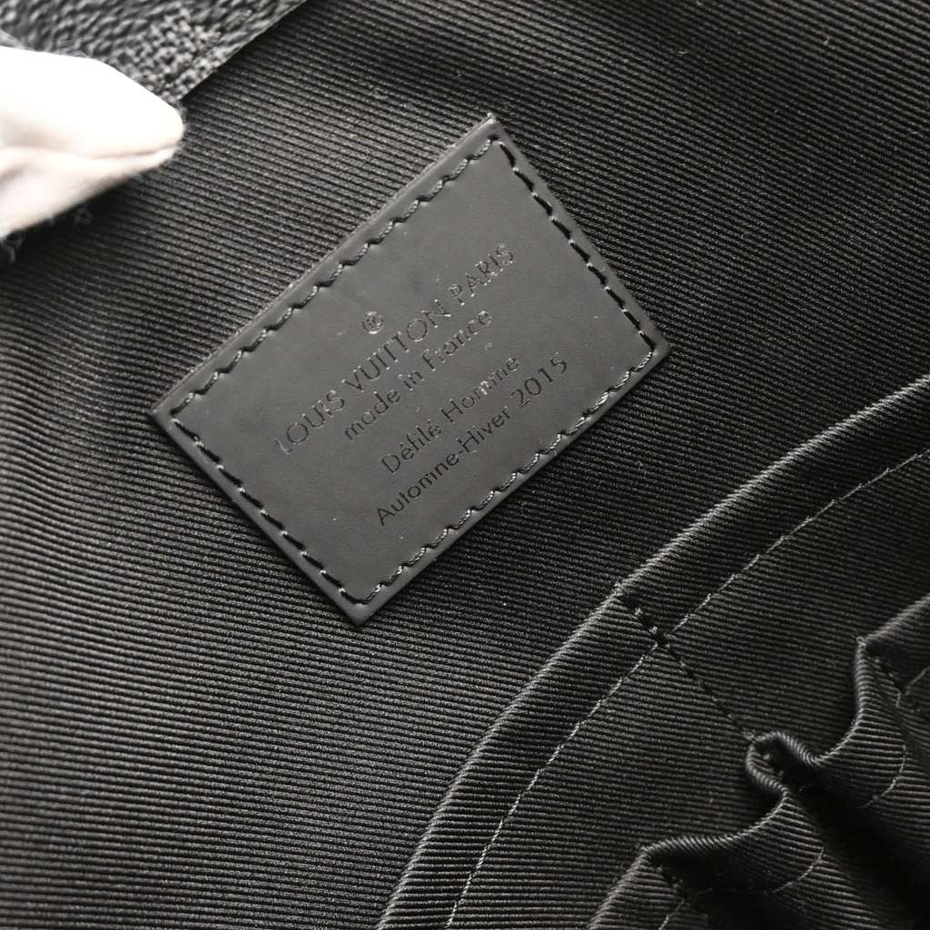 Louis Vuitton Tadao Handbag Other Canvas Good condition - Model View