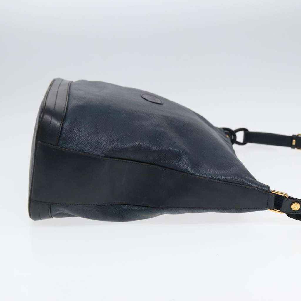 Gucci Vintage Shoulder Bag Navy Leather Good condition - Model View