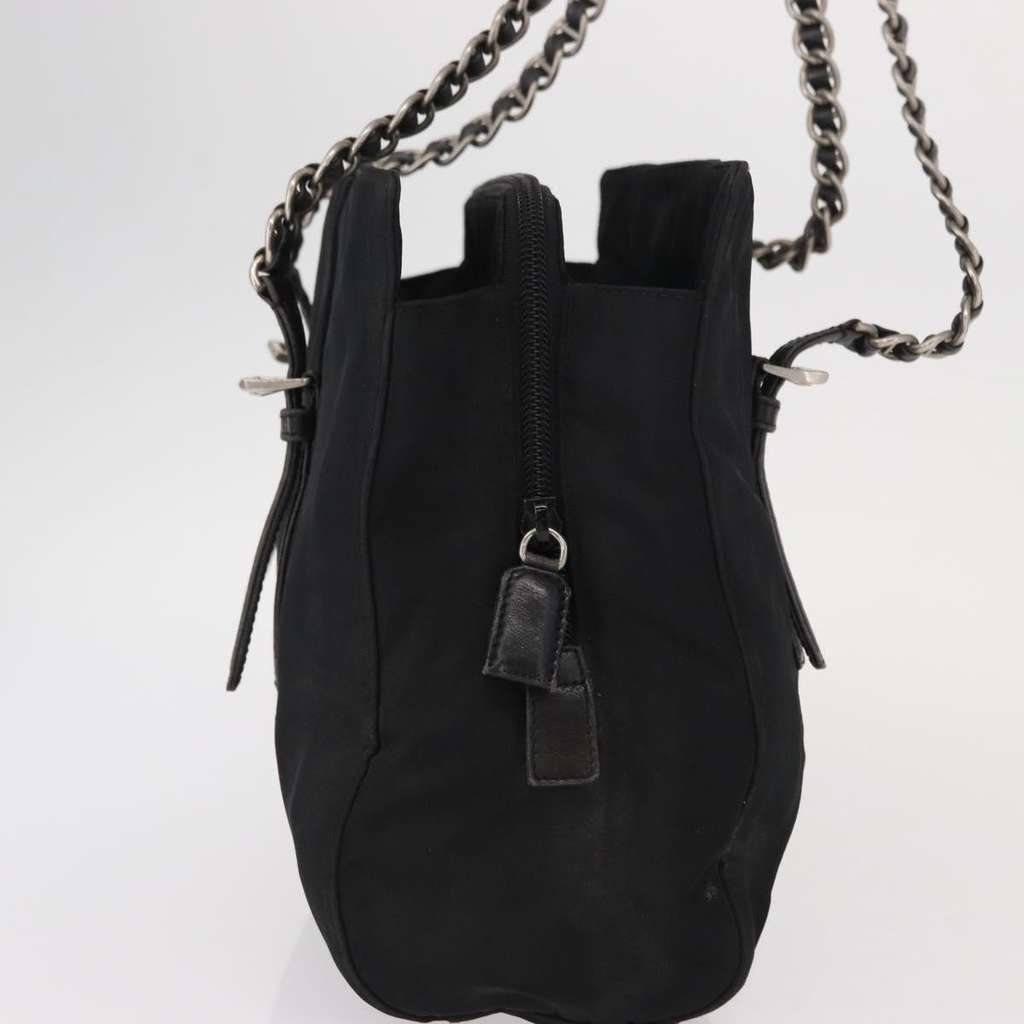 Prada Vintage Chain Shoulder Bag Black Good condition - Model View