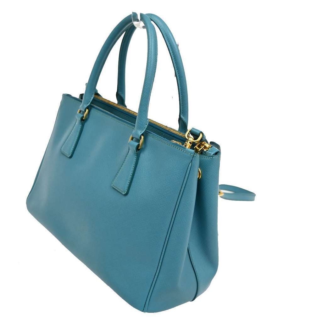 Prada Double Zip Lux Tote Blue Leather Good condition - Model View