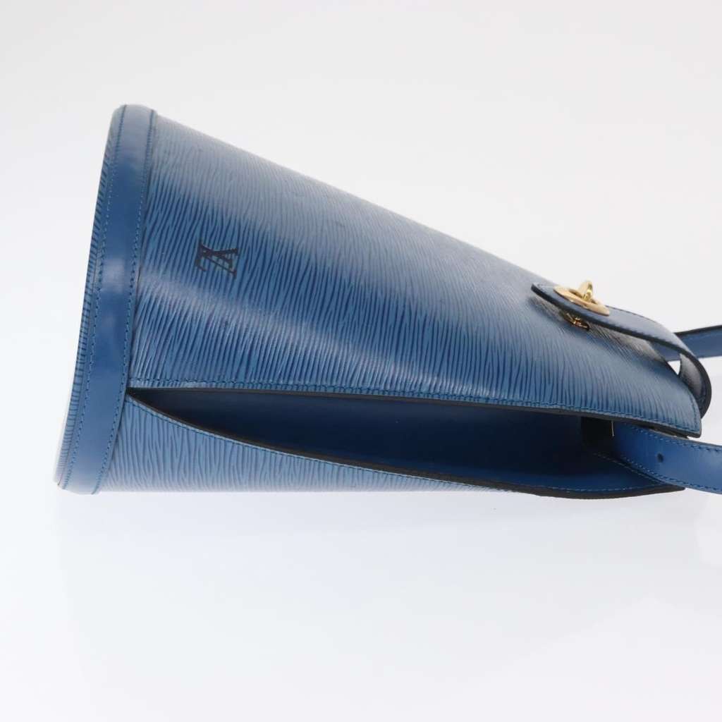 Louis Vuitton Cluny Shoulder Bag Blue Leather Good condition - Inside View