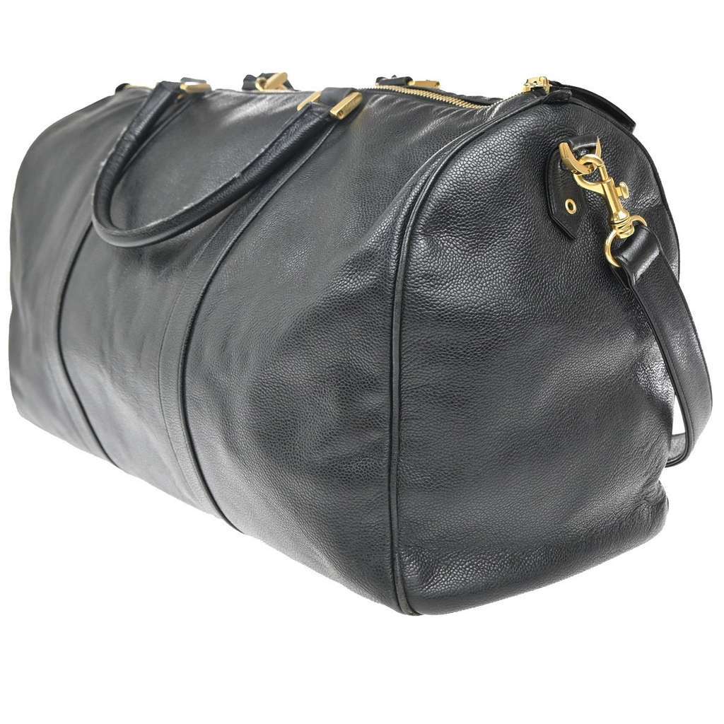 Chanel Vintage CC Weekender Bag Black Leather Good condition - Model View