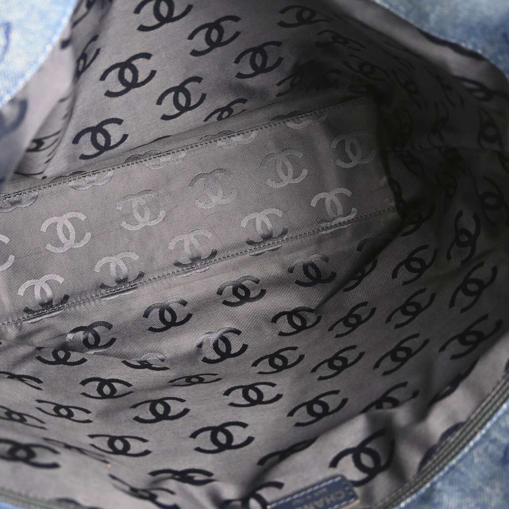Chanel Vintage CC Tote Blue Good condition - Inside View