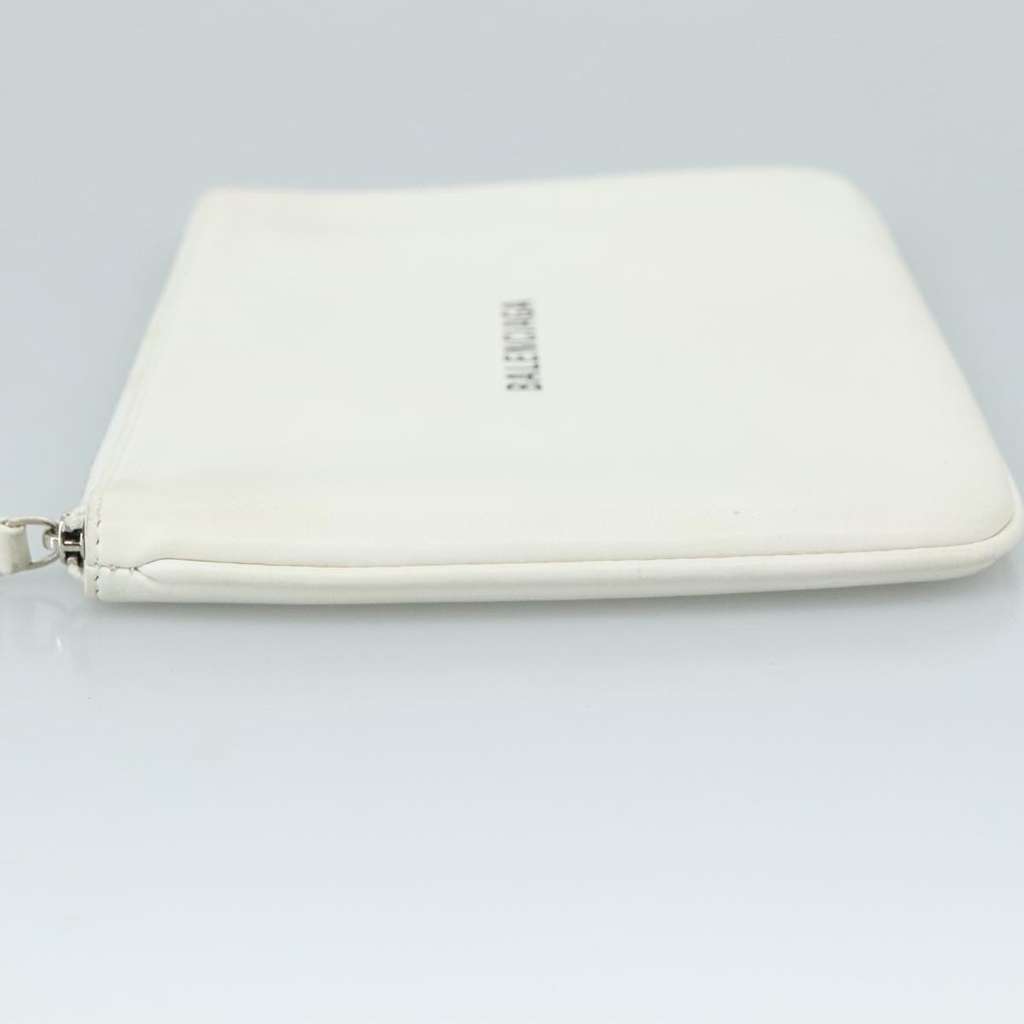 Balenciaga Everyday Logo Pouch White Leather Good condition - Model View