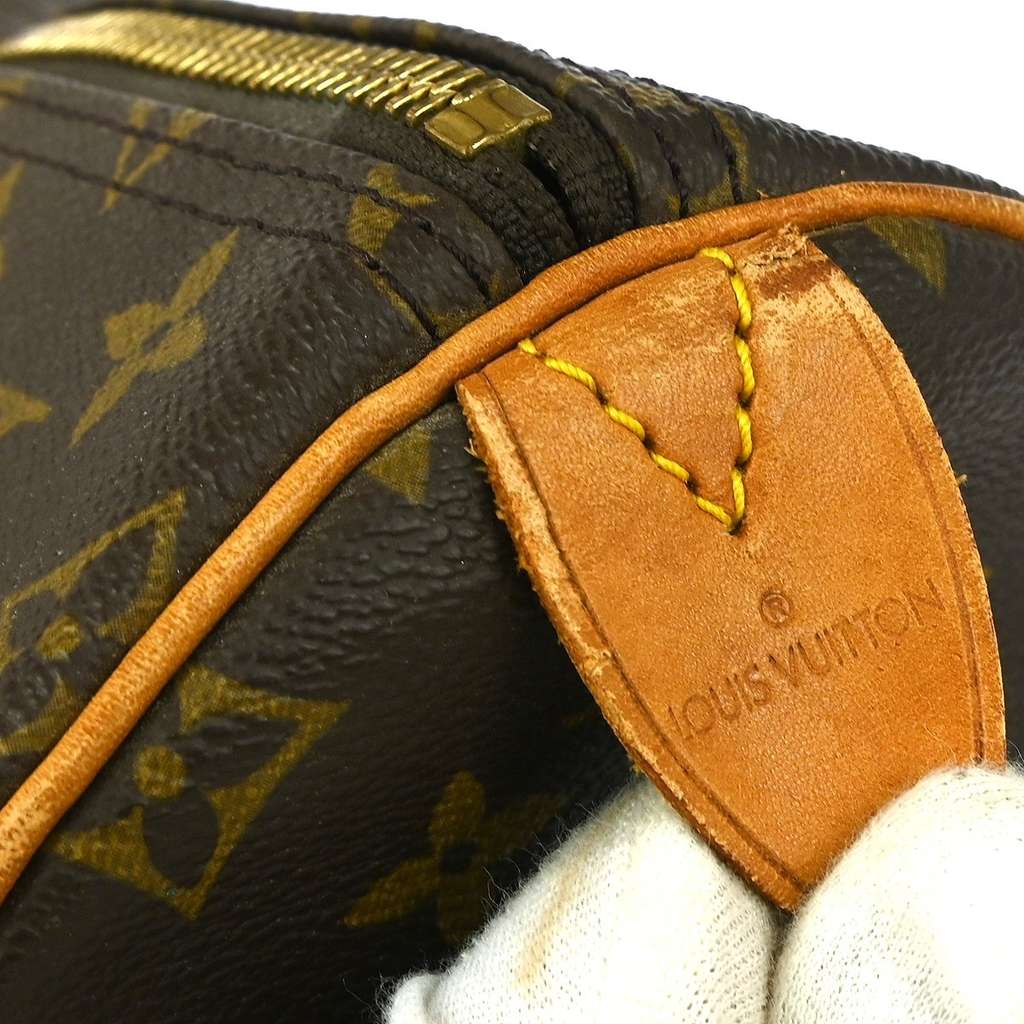 Louis Vuitton Keepall Bag Brown Canvas Fair condition - Model View