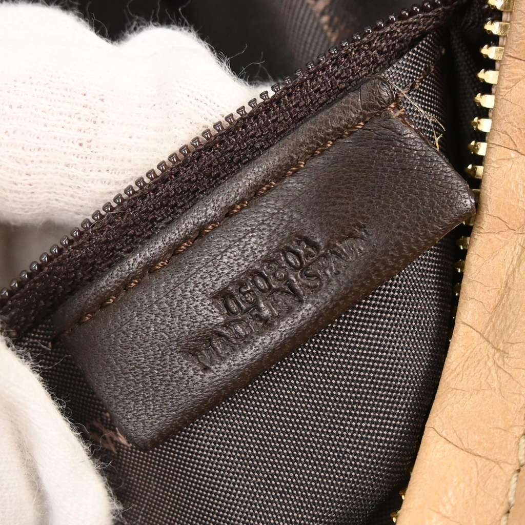 Loewe Amazona Bag Beige Leather Good condition - Model View