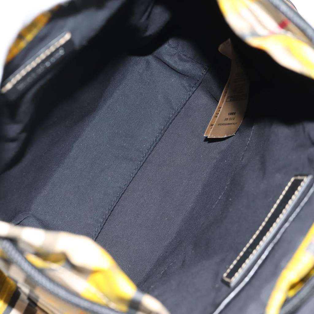 Burberry Graffiti Rucksack Backpack Beige Canvas Very good condition - Box View