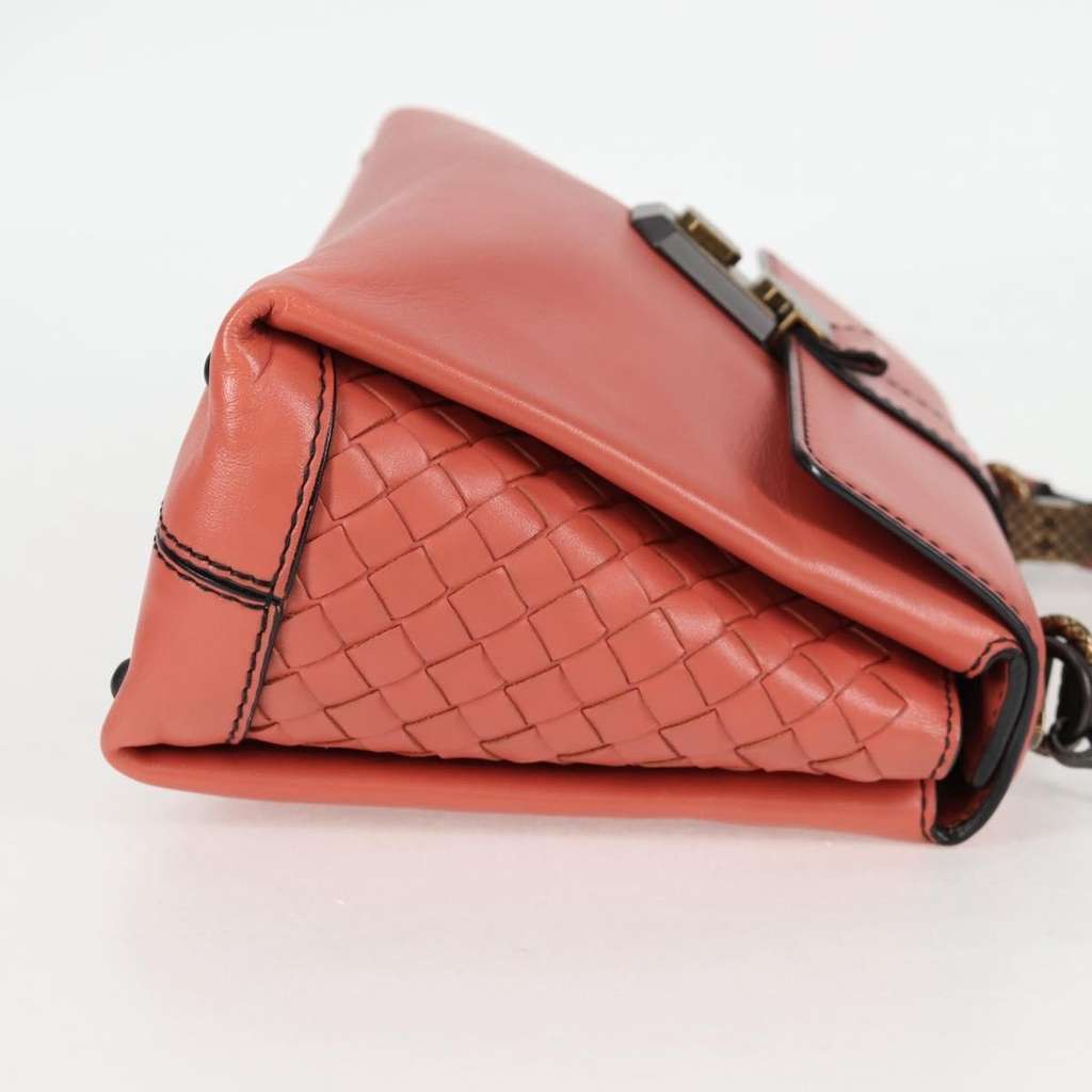 Bottega Veneta Piazza Top Handle Bag Pink Leather Good condition - Model View