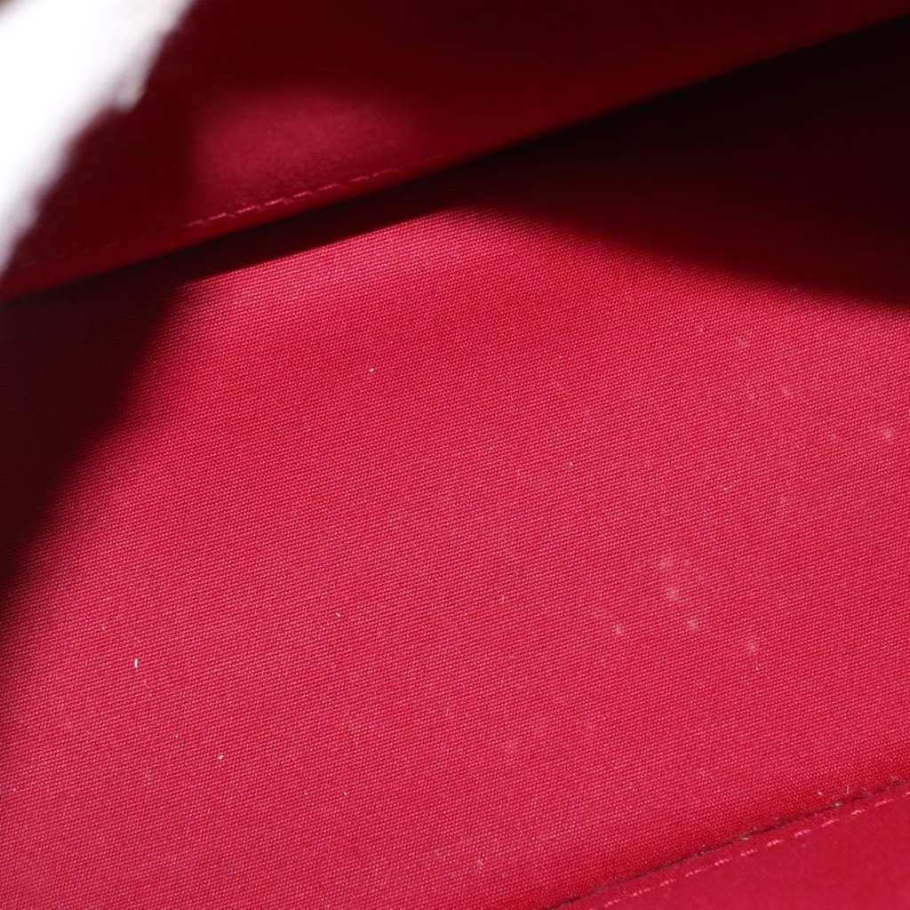 Louis Vuitton Alma Handbag Red Good condition - Box View