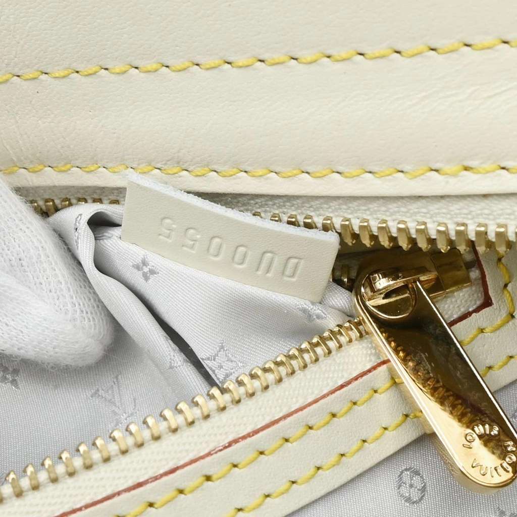 Louis Vuitton Suhali L'Epanoui Handbag White Leather Good condition - Box View