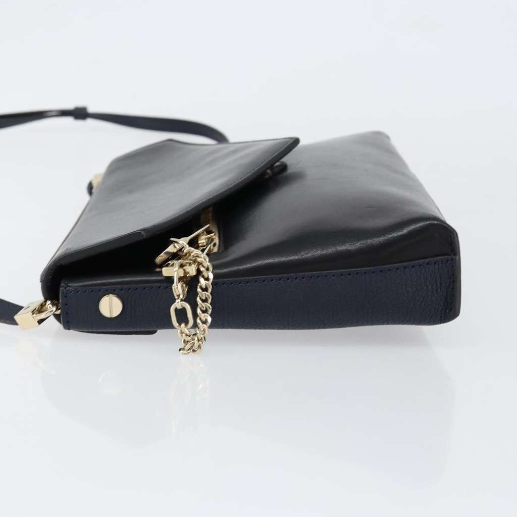 Chloe Cassie Shoulder Bag Black Leather Good condition - Model View