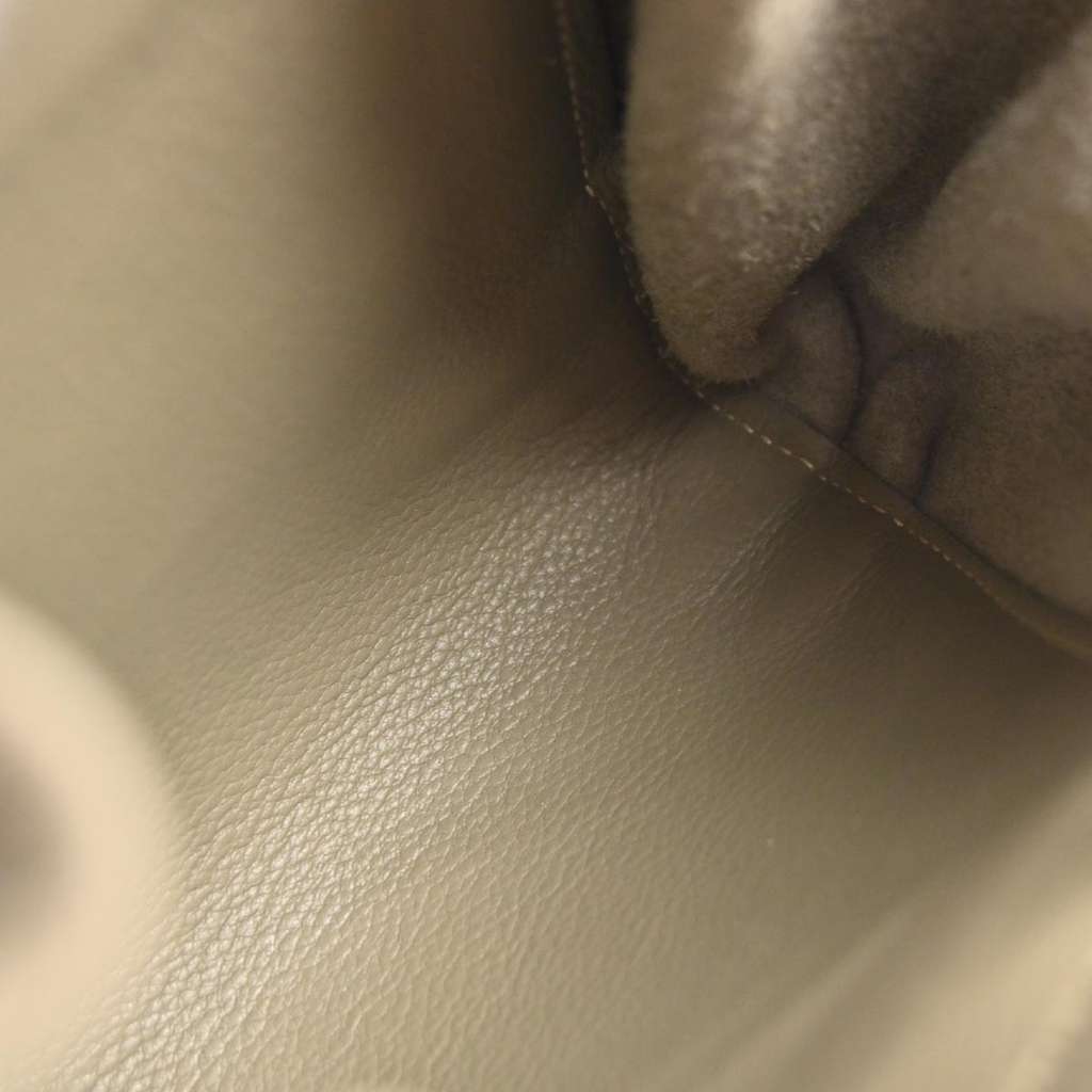 Loewe Vintage Shoulder Bag Khaki Leather Good condition - Inside View