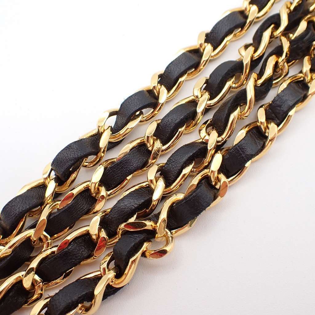 Chanel Vintage Medallion Chain Belt Black Leather Good condition - Inside View