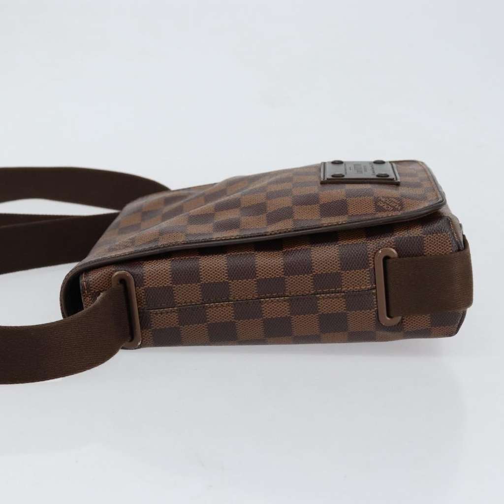 Louis Vuitton Brooklyn Handbag Brown Canvas Good condition - Model View