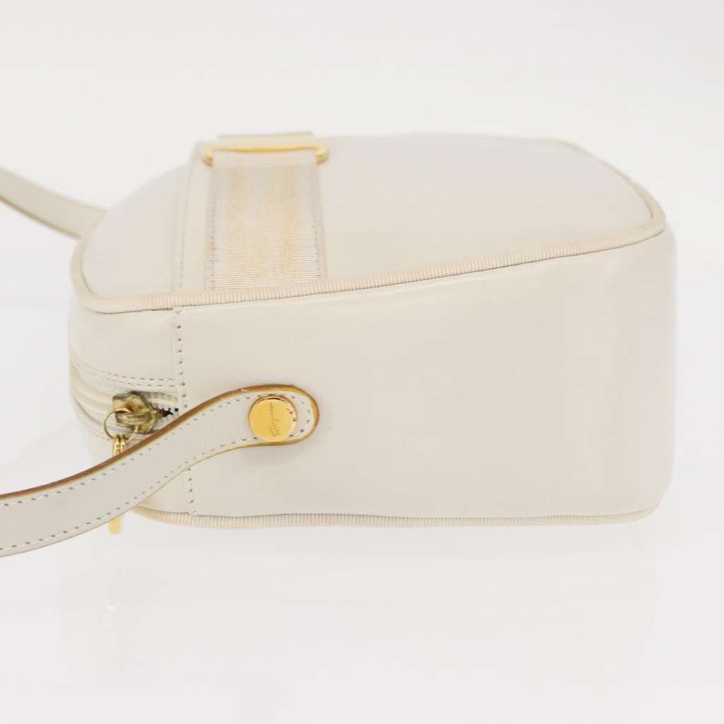 Salvatore Ferragamo Vala Shoulder Bag White Leather Good condition - Box View