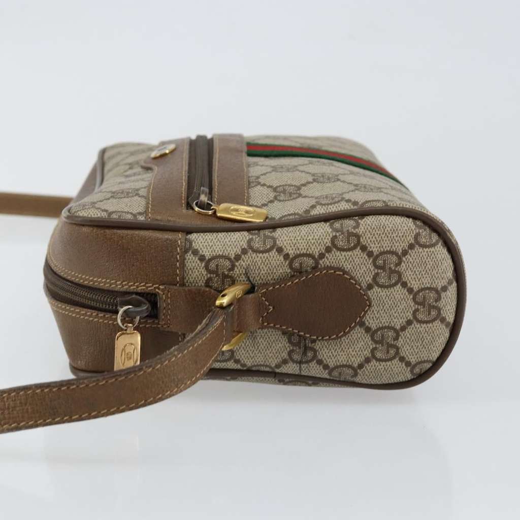 Gucci Ophidia Shoulder Bag Beige Canvas Good condition - Model View