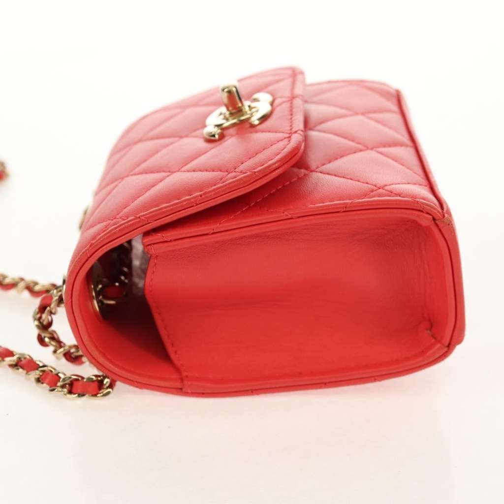 Chanel Trendy CC Clutch with Chain Red Leather Good condition - Inside View