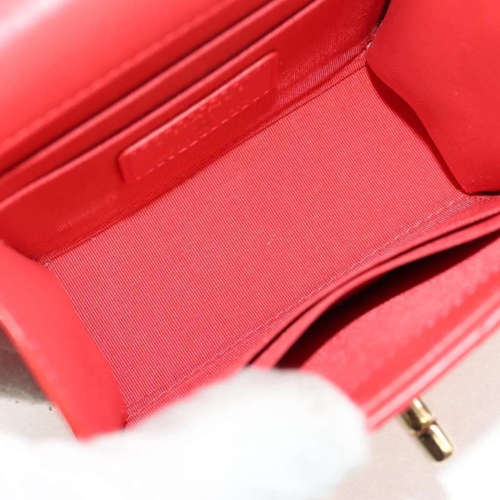 Chanel Trendy CC Clutch with Chain Red Leather Good condition - Box View