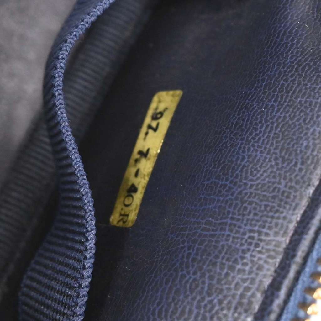 Chanel Vintage CC Vanity Case Blue Good condition - Box View