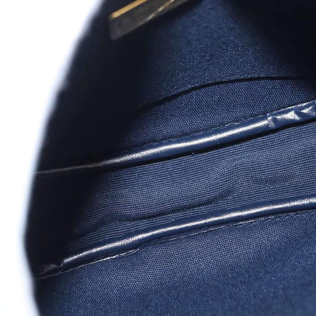 Christian Dior Vintage Zip Shoulder Bag White Leather Good condition - Box View