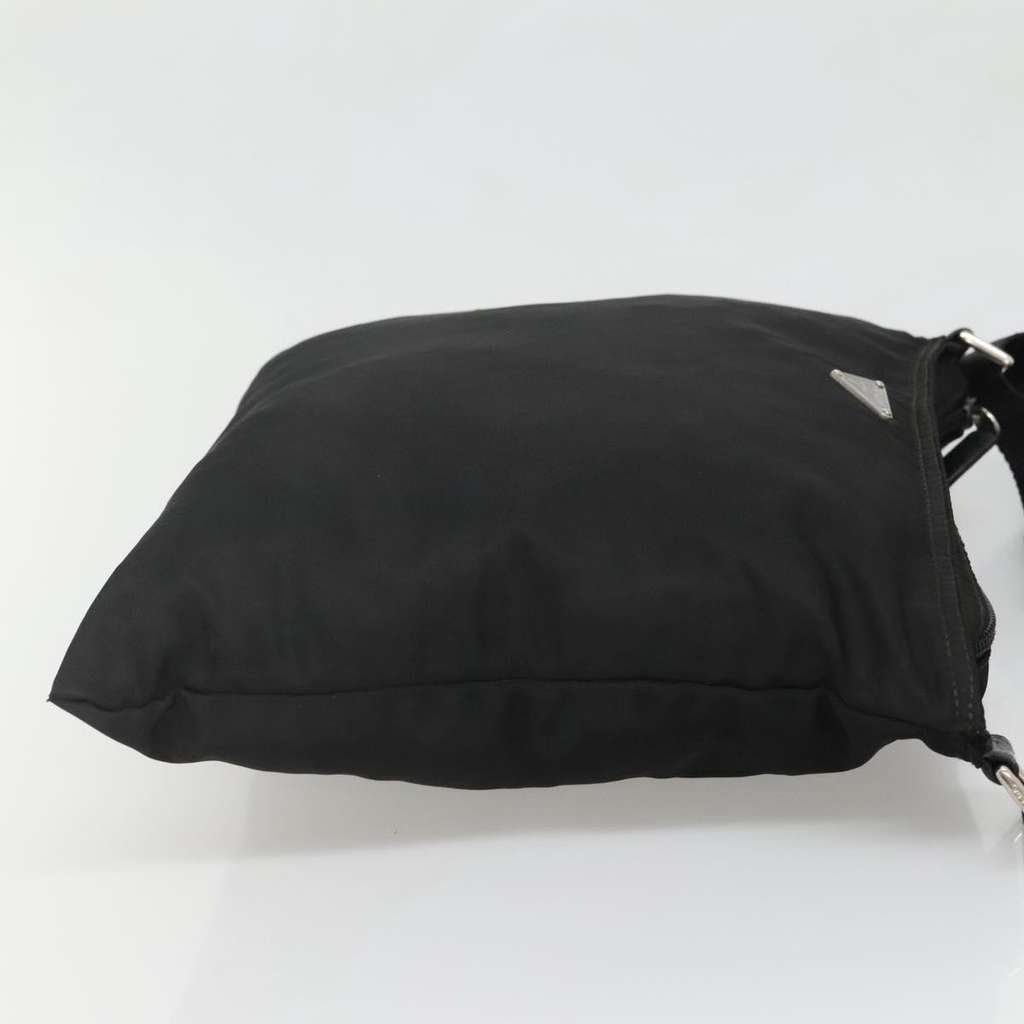 Prada Flat Messenger Bag Black Good condition - Model View