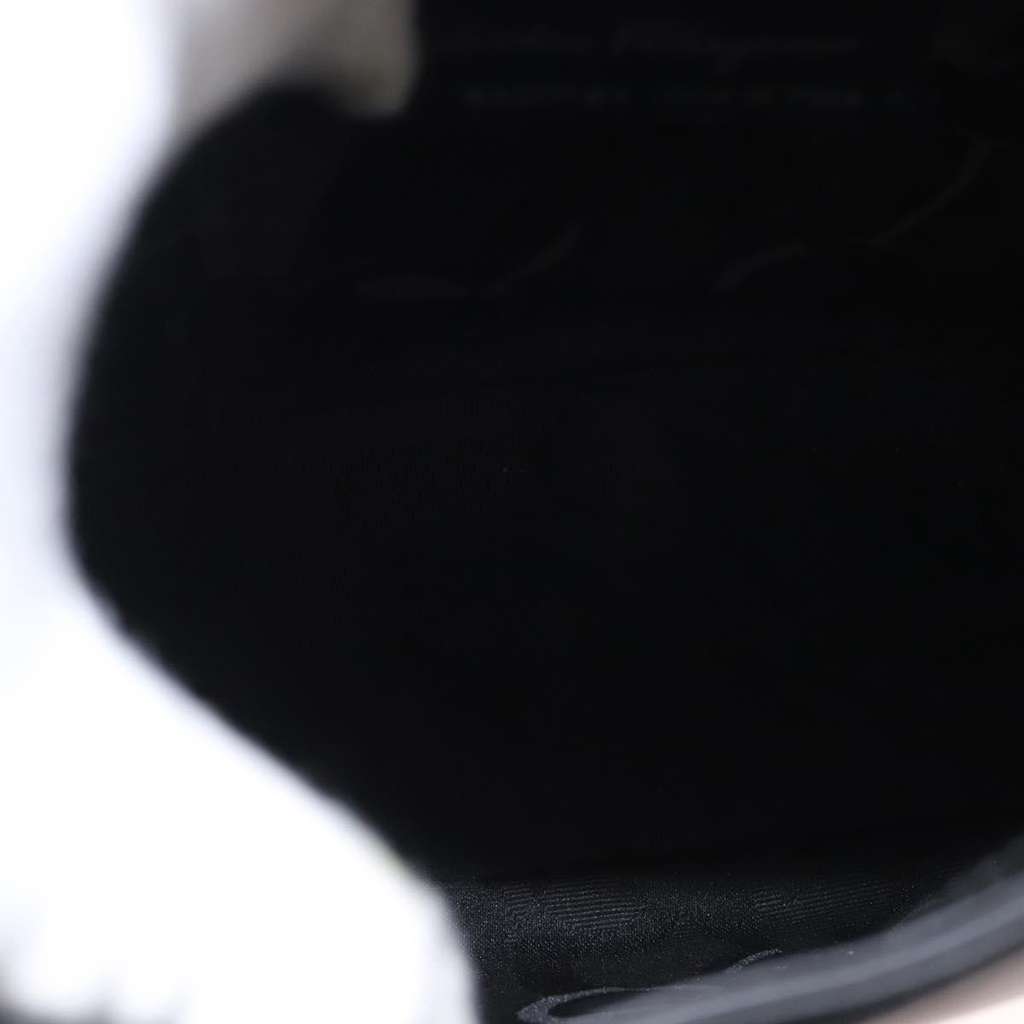 Salvatore Ferragamo Vala Shoulder Bag Black Leather Good condition - Box View