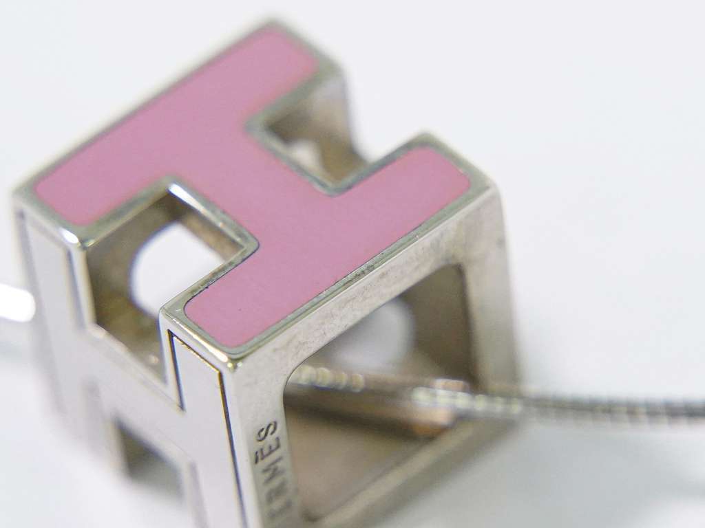 Hermès Cage d'H Pendant Necklace Silver Metal Good condition - Box View