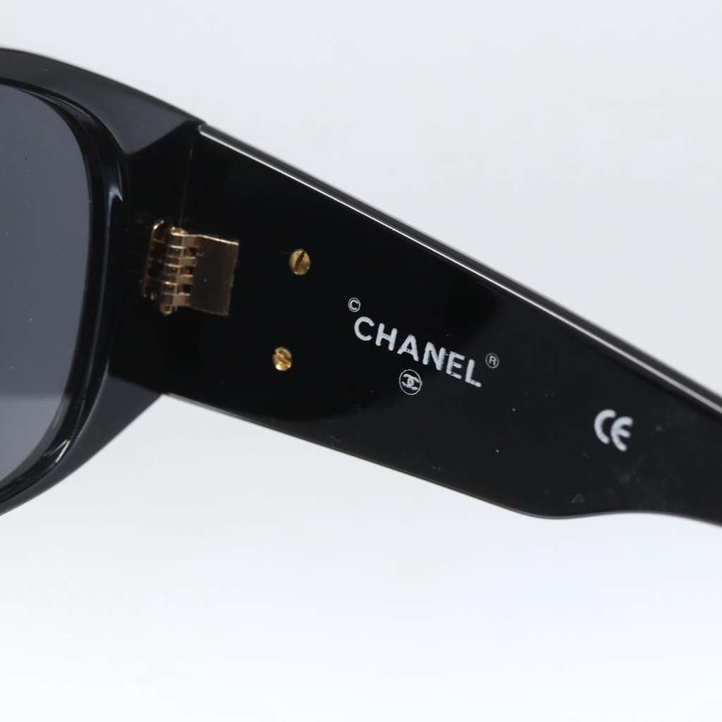 Chanel Logo CC Sunglasses Black Plastic Good condition - Box View